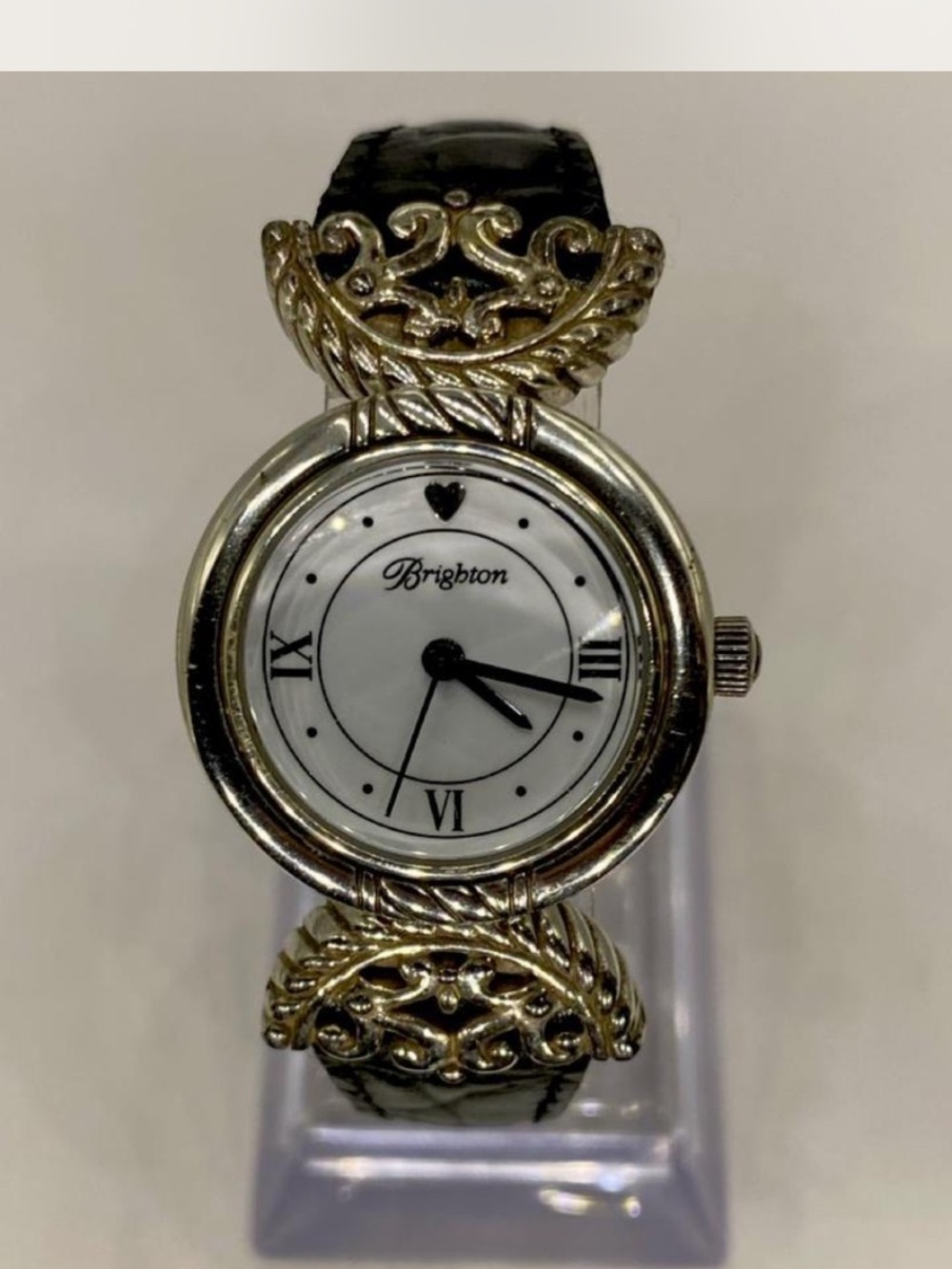 *** Brighton ^^^ Women's Silver-Tone Luxury Watch /  Black leather  Strap  ^^^